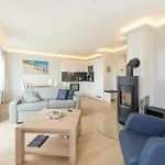 Penthouse Cloud Binz